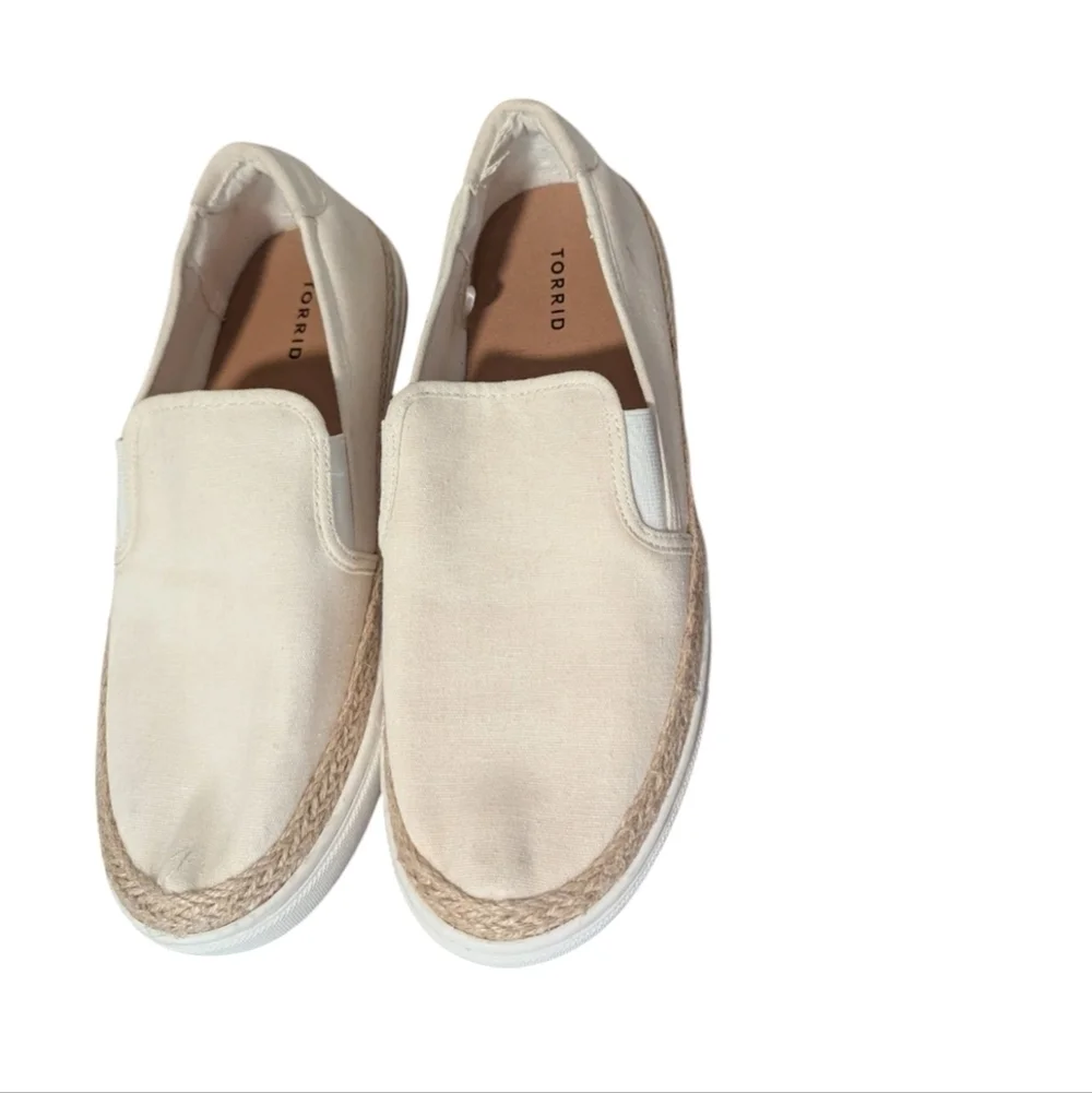 Torrid,Women's Ivory Slip-On Espadrille Sneakers, Size 9W